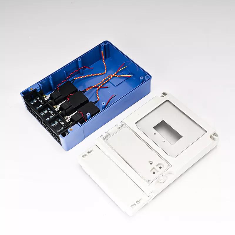 Trójfazowa skrzynka liczników elektronicznych